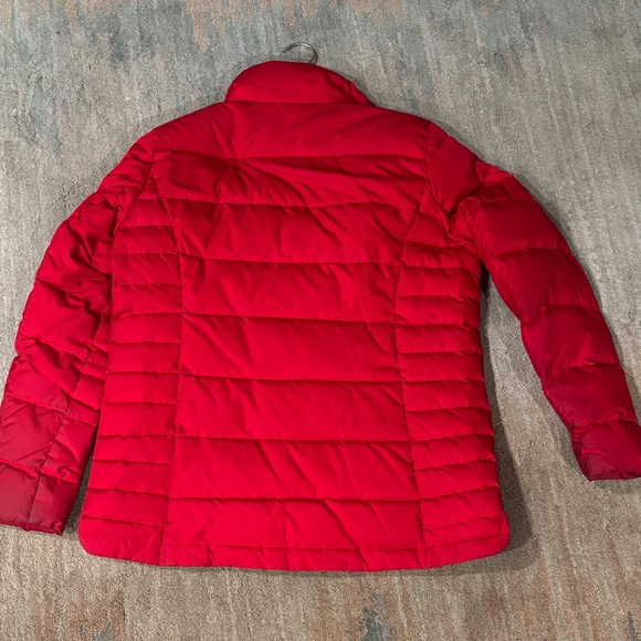Lands' End Women's Vibrant Red Puffer Jacket - Picture 3 of 3